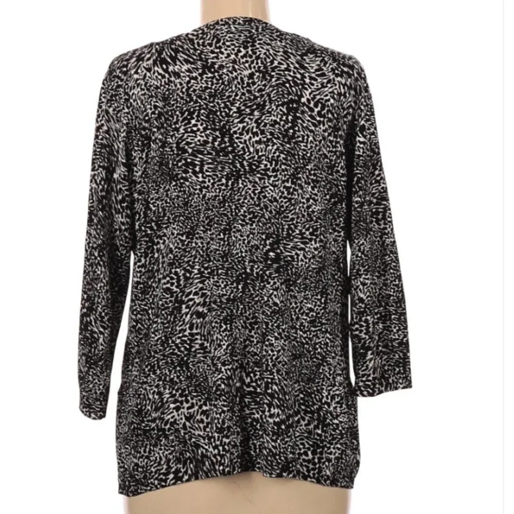 Jones New York Collection Animal Print Cardigan size medium - Picture 2 of 2
